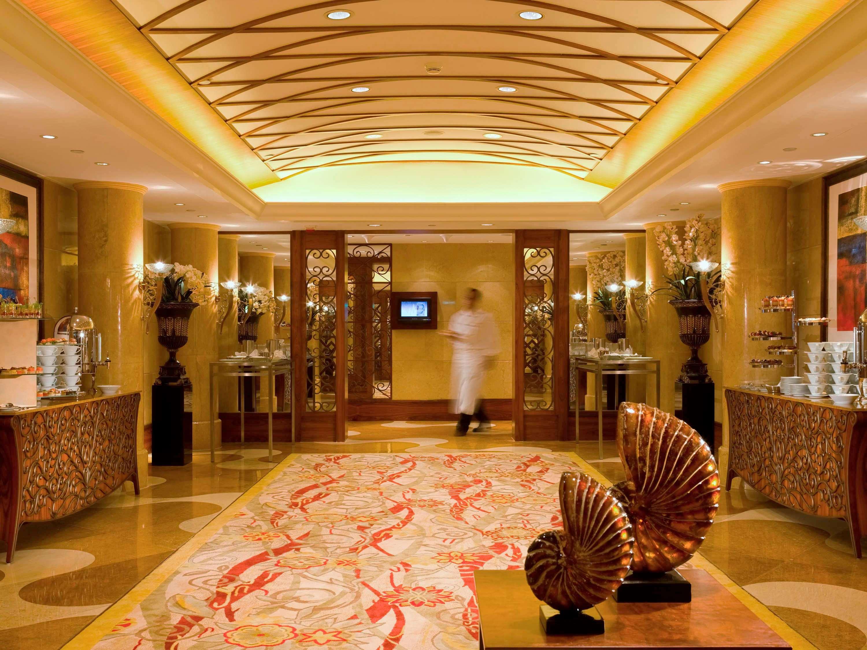 Sofitel Macau At Ponte 16 Hotel Kültér fotó Lobby